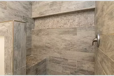 8995 Victoria Avenue, South Gate, CA 90280 - Photo 13