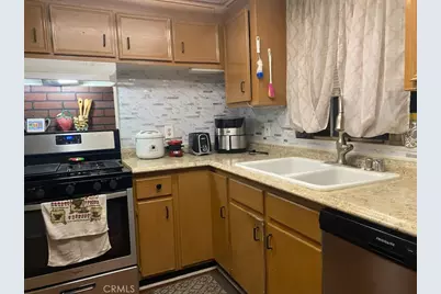 35 8600 Contreras Street, Paramount, CA 90723 - Photo 9