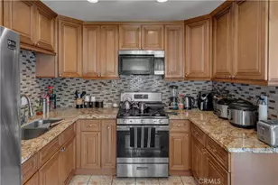 21931 Violeta Ave, Hawaiian Gardens, CA 90716 - Photo 11