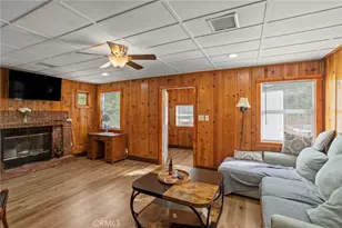 33424 Holcomb Creek Dr, Green Valley Lake, CA 92341 - Photo 5