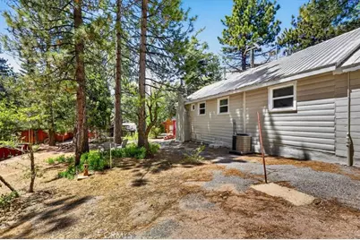 33424 Holcomb Creek Drive, Green Valley Lake, CA 92341 - Photo 55