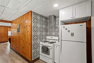 33424 Holcomb Creek Dr, Green Valley Lake, CA 92341 - Photo 11