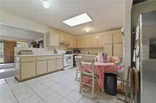 18325 Mettler, Carson, CA 90746 - Photo 9