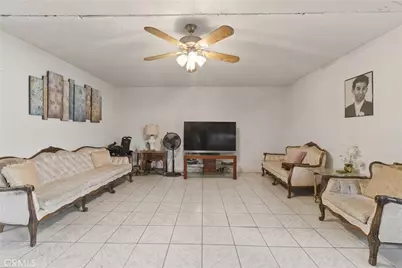 18325 Mettler, Carson, CA 90746 - Photo 5