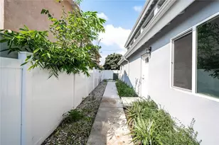 825 Date St, Montebello, CA 90640 - Photo 33