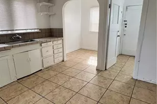 1826 W 46th St, Los Angeles, CA 90062 - Photo 17