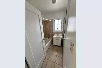 1826 W 46th St, Los Angeles, CA 90062 - Photo 23