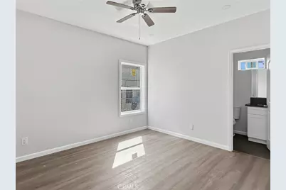 6915 Bonsallo, Los Angeles, CA 90044 - Photo 23
