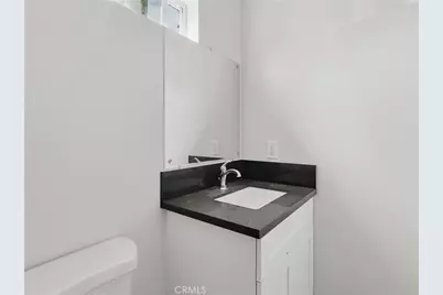 6915 Bonsallo, Los Angeles, CA 90044 - Photo 29