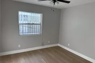 138 E 60th St, Los Angeles, CA 90003 - Photo 13