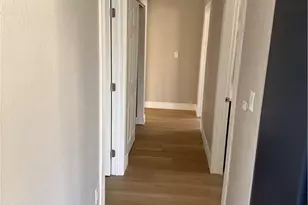 138 E 60th St, Los Angeles, CA 90003 - Photo 11