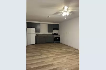 11800 White, Adelanto, CA 92301 - Photo 9