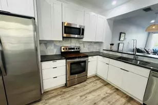 20191 Cape Coral Ln, Huntington Beach, CA 92646 - Photo 3