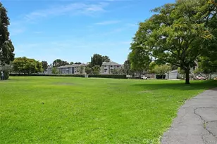 20191 Cape Coral Ln, Huntington Beach, CA 92646 - Photo 17