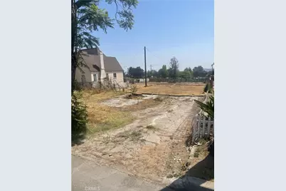 318 W Altadena Drive, Altadena, CA 91001 - Photo 1