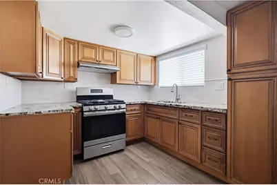 1033 E 57th, Los Angeles, CA 90011 - Photo 33