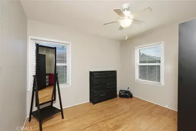 1238 N Kenwood, Burbank, CA 91505 - Photo 27