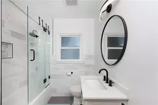 1238 N Kenwood, Burbank, CA 91505 - Photo 23