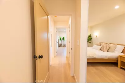 1535 W 70th, Los Angeles, CA 90047 - Photo 11