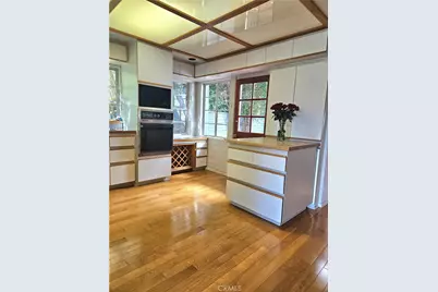 12217 Dorothy Street, Los Angeles, CA 90049 - Photo 25