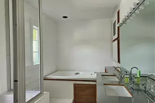 12217 Dorothy St, Los Angeles, CA 90049 - Photo 13