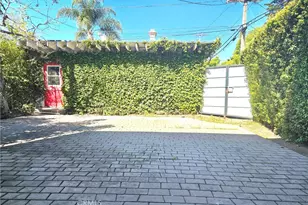12217 Dorothy St, Los Angeles, CA 90049 - Photo 29