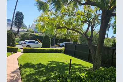 12217 Dorothy Street, Los Angeles, CA 90049 - Photo 31