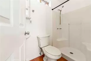 10868 Weigand, Los Angeles, CA 90059 - Photo 5