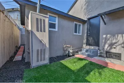 1712 E 57th, Los Angeles, CA 90058 - Photo 25