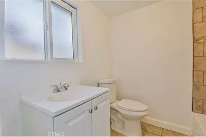 1712 E 57th, Los Angeles, CA 90058 - Photo 17