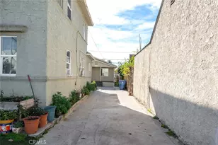 1438 E 20th St, Los Angeles, CA 90011 - Photo 43
