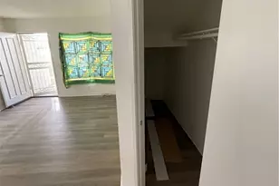 639 Park Shadow Ct, Baldwin Park, CA 91706 - Photo 11