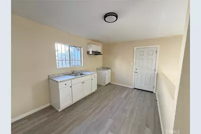 2121 E Piru, Compton, CA 90222 - Photo 23