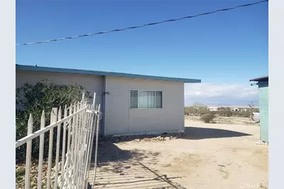 69626 Pluto, 29 Palms MCB, CA 92277 - Photo 3
