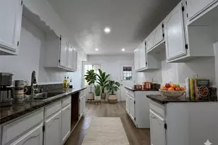 3892 Cherrywood Ave, Los Angeles, CA 90008 - Photo 5