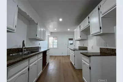 3892 Cherrywood Avenue, Los Angeles, CA 90008 - Photo 15