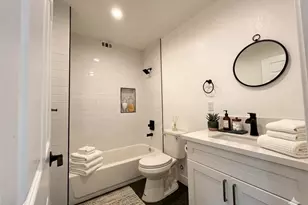 3892 Cherrywood Ave, Los Angeles, CA 90008 - Photo 7