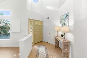 28360 Easton Ln, Saugus, CA 91350 - Photo 7