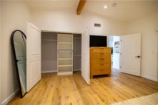 4300 Camello Rd, Woodland Hills, CA 91364 - Photo 27