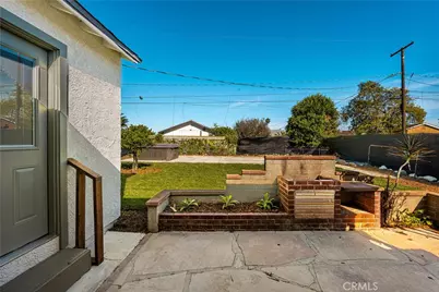 14426 S Cahita Avenue, Compton, CA 90220 - Photo 19