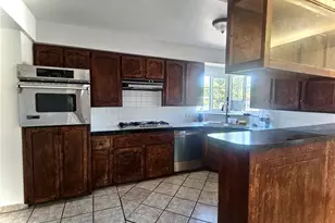 10502 Ravenswood, Inglewood, CA 90304 - Photo 5