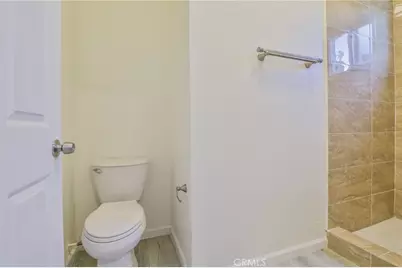 10502 Ravenswood, Inglewood, CA 90304 - Photo 13