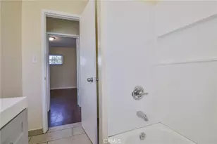 10502 Ravenswood, Inglewood, CA 90304 - Photo 23