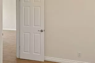 3834 West Blvd, Los Angeles, CA 90008 - Photo 9