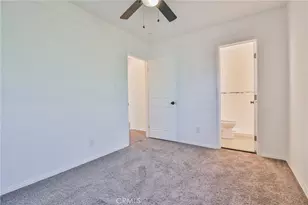 8932 Orchard, Los Angeles, CA 90044 - Photo 27