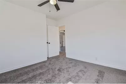 8932 Orchard, Los Angeles, CA 90044 - Photo 51