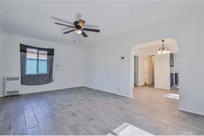 8932 Orchard, Los Angeles, CA 90044 - Photo 13