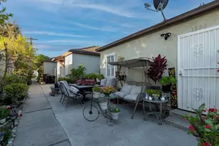 1930 W Manchester, Los Angeles, CA 90047 - Photo 5