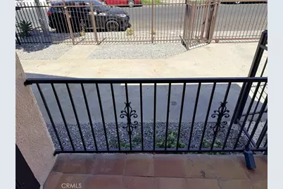 134 W 49th, Los Angeles, CA 90037 - Photo 5
