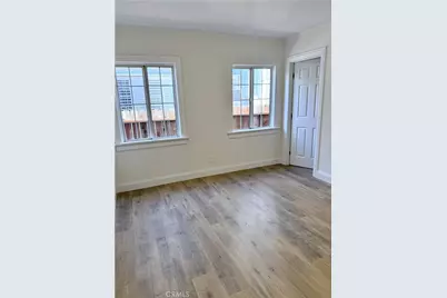 134 W 49th, Los Angeles, CA 90037 - Photo 31